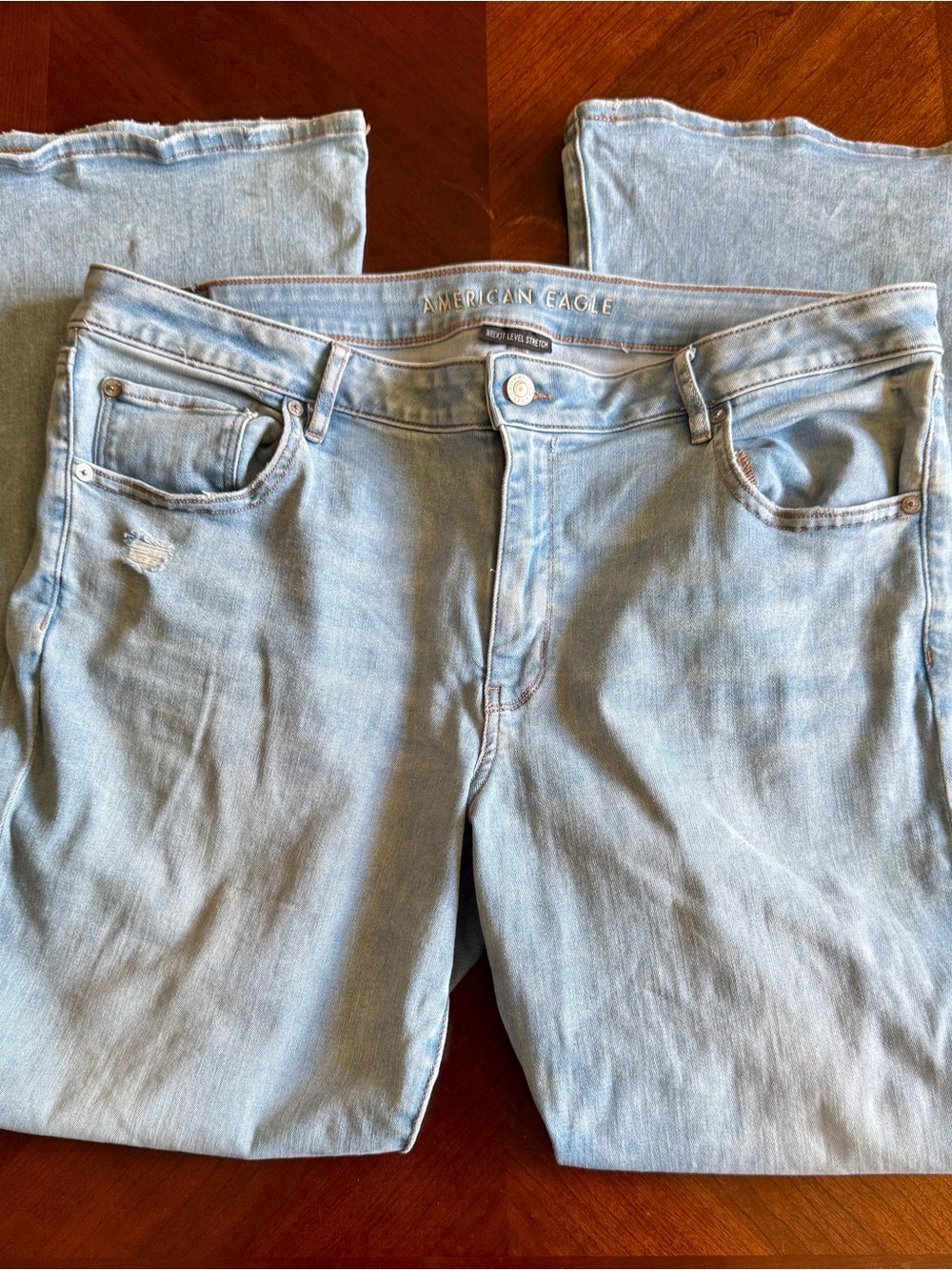 American Eagle Low Rise Flare Jeans - Light Wash, Size 18